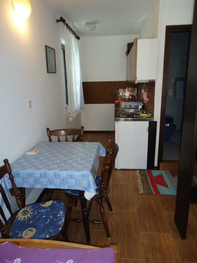 Studio Apartment Carli Савудрия Экстерьер фото